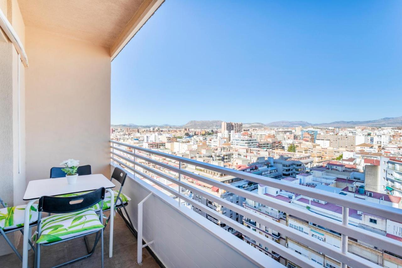 Beach Suite, City & Mountain View Alicante Eksteriør billede